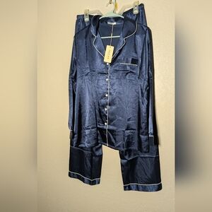 Women’s Satin Pajama Set - Navy with Piping BoxH